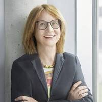 Dr. Martina van Gülick-Bailer