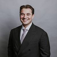 Simon  Höfer