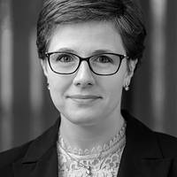 Dr. Kinga Kálmán