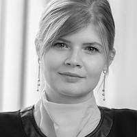 Dr. Laura Kovács