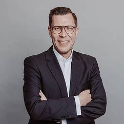 Portrait Florian Dorth