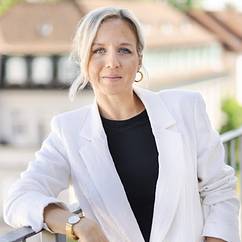 Portrait Lara C. Kertess, LL.M.