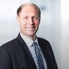 Portrait Dr. Lutz  Hähle