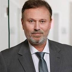 Portrait Stephan Michaelis, LL.M.