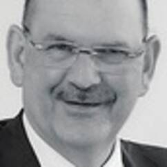 Portrait Dr. Hans-Joachim König