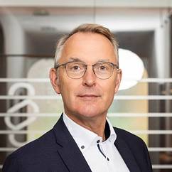 Portrait Dr. Burkhard Remmers