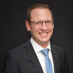 Portrait Dr. Steffen Hattler